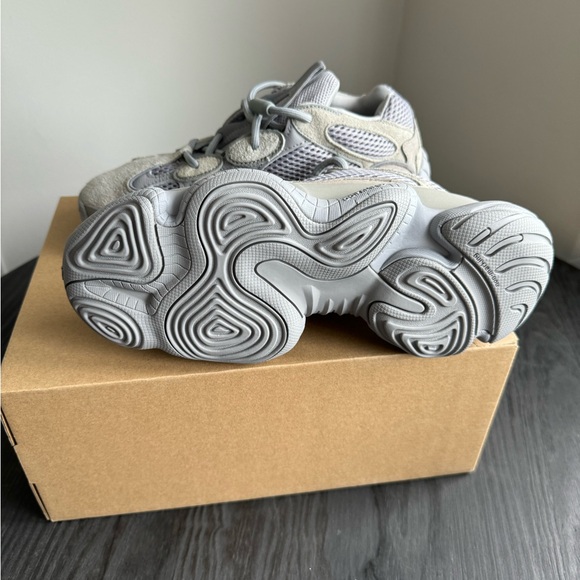Adidas Yeezy 500 Salt BNWT Shoes - Picture 5 of 6